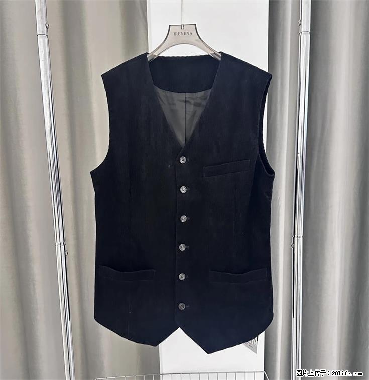 温碧霞自创IRENENA服装亚麻上衣时尚休闲单排扣马甲 - 女装 - 服装服饰 - 苏州分类信息 - 苏州28生活网 su.28life.net